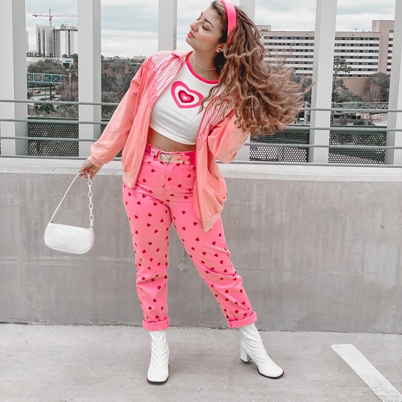 Meet your Posher, Chelsea - Picture 3 of 4